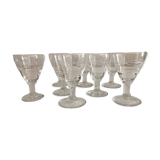 Suite de 8 verres à liqueur 1930  verre soufflé gravé