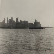 Vintage photo of New York in the 1950s, 6/6 format
