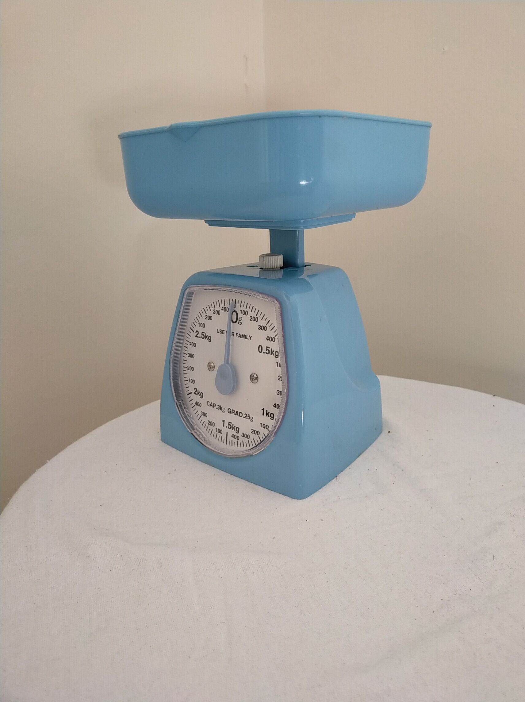Kitchen scale from the 60s/70s