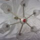 Lustre en métal doré et pvc rouge vintage