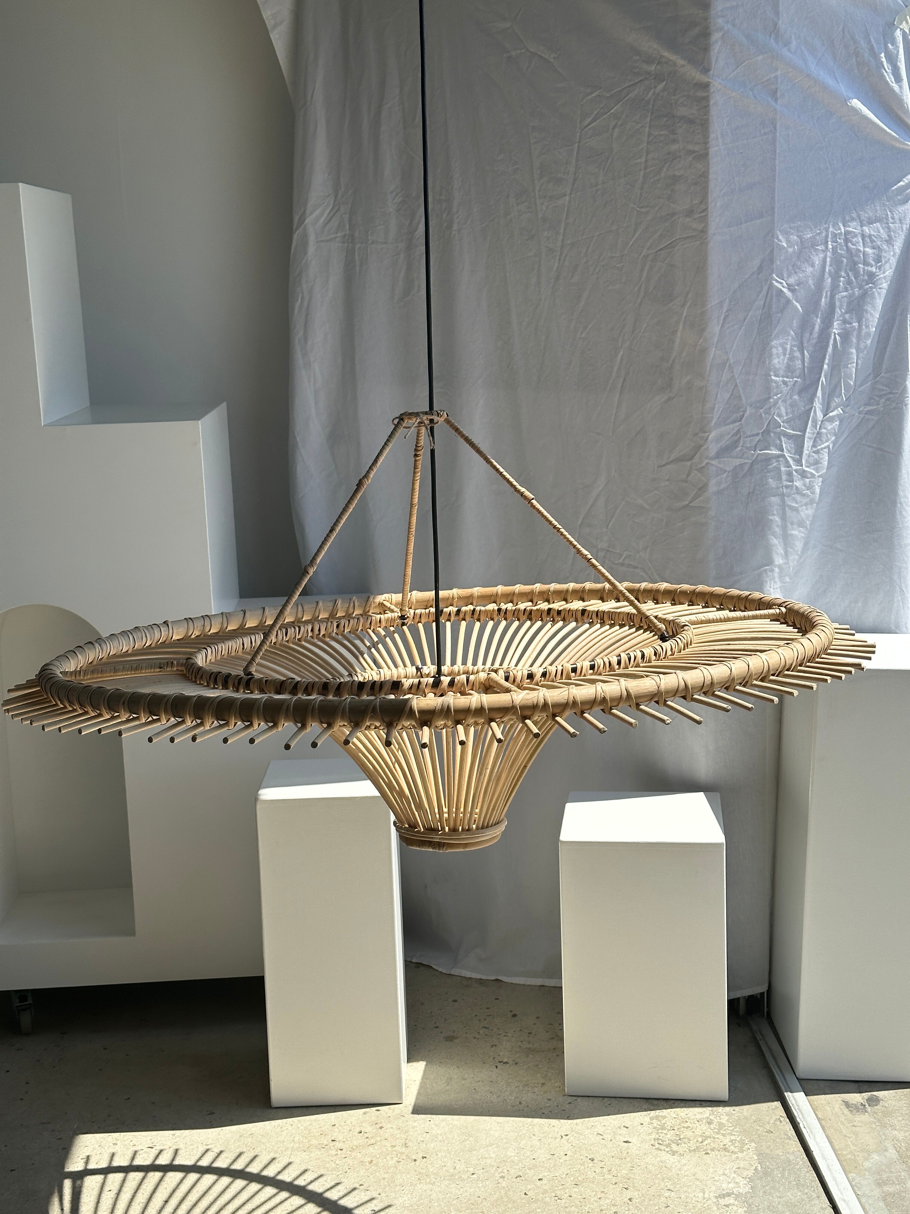 Suspension rattan saucer iron frame D:120 H:60