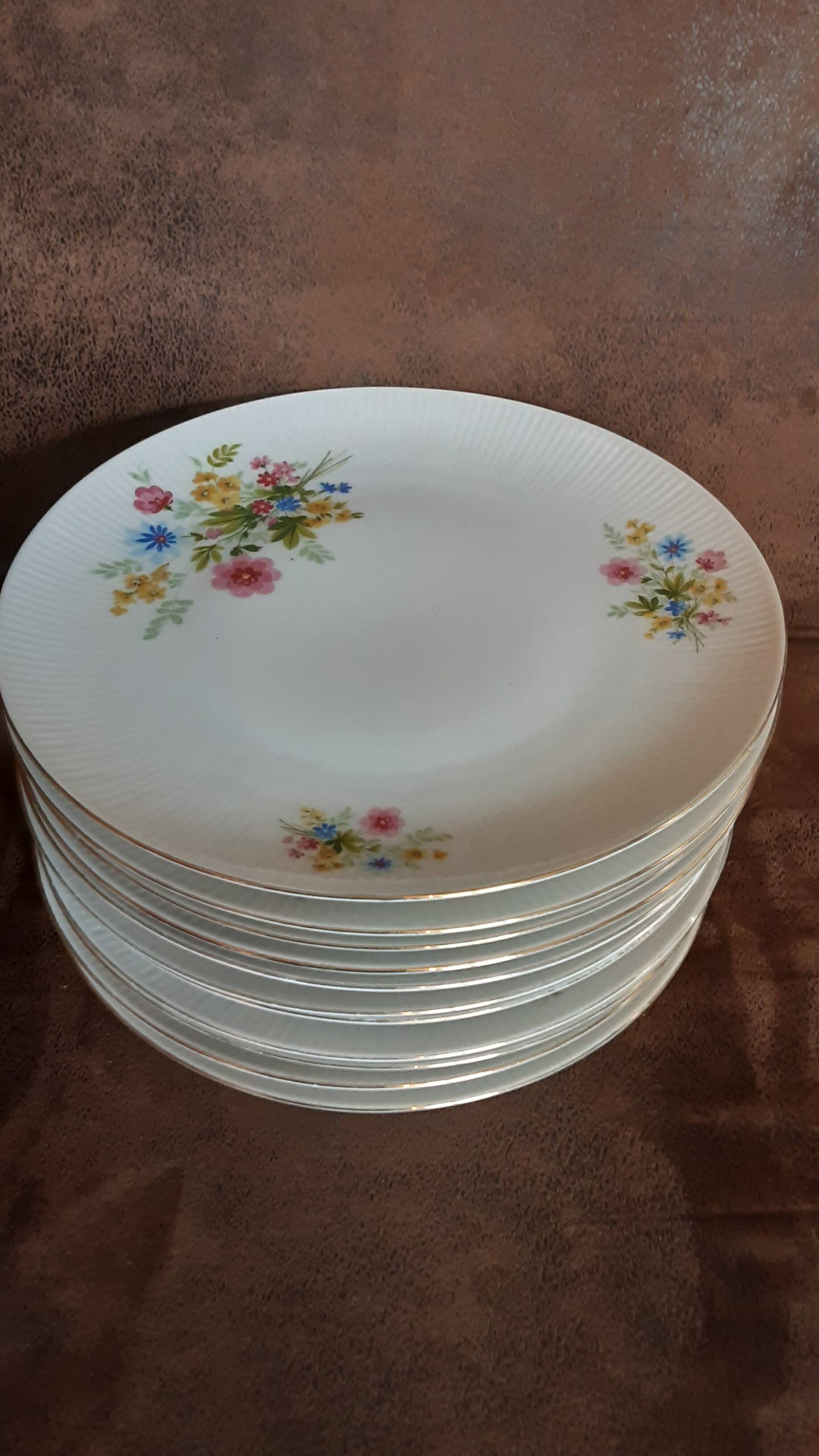 Set of 11 flat plates Bavaria