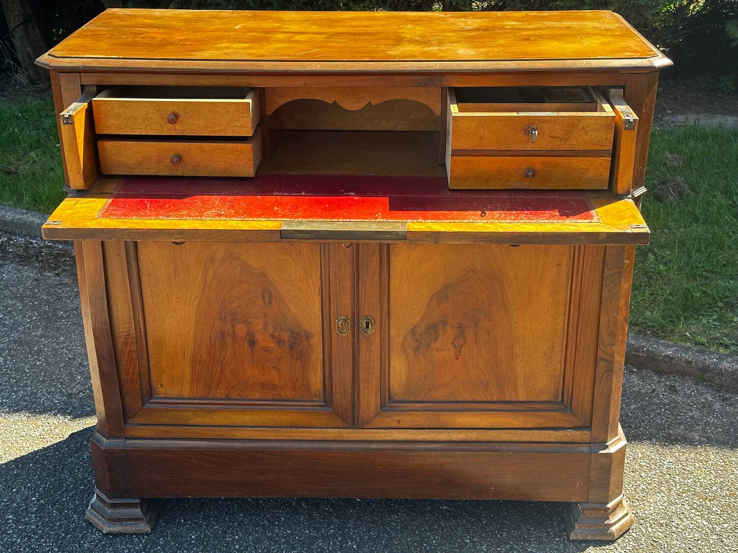Antique drop-leaf secretary in walnut – Louis-Philippe period (19th century)