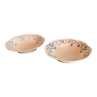 Pair of dishes on piedouche Regout model Ortus