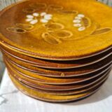 8 assiettes plates La Roue Vallauris