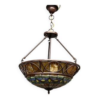 Large Tiffany lamp.