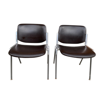 Pair of stackable chairs model dsc by Giancarlo Piretti, castelli years 1965