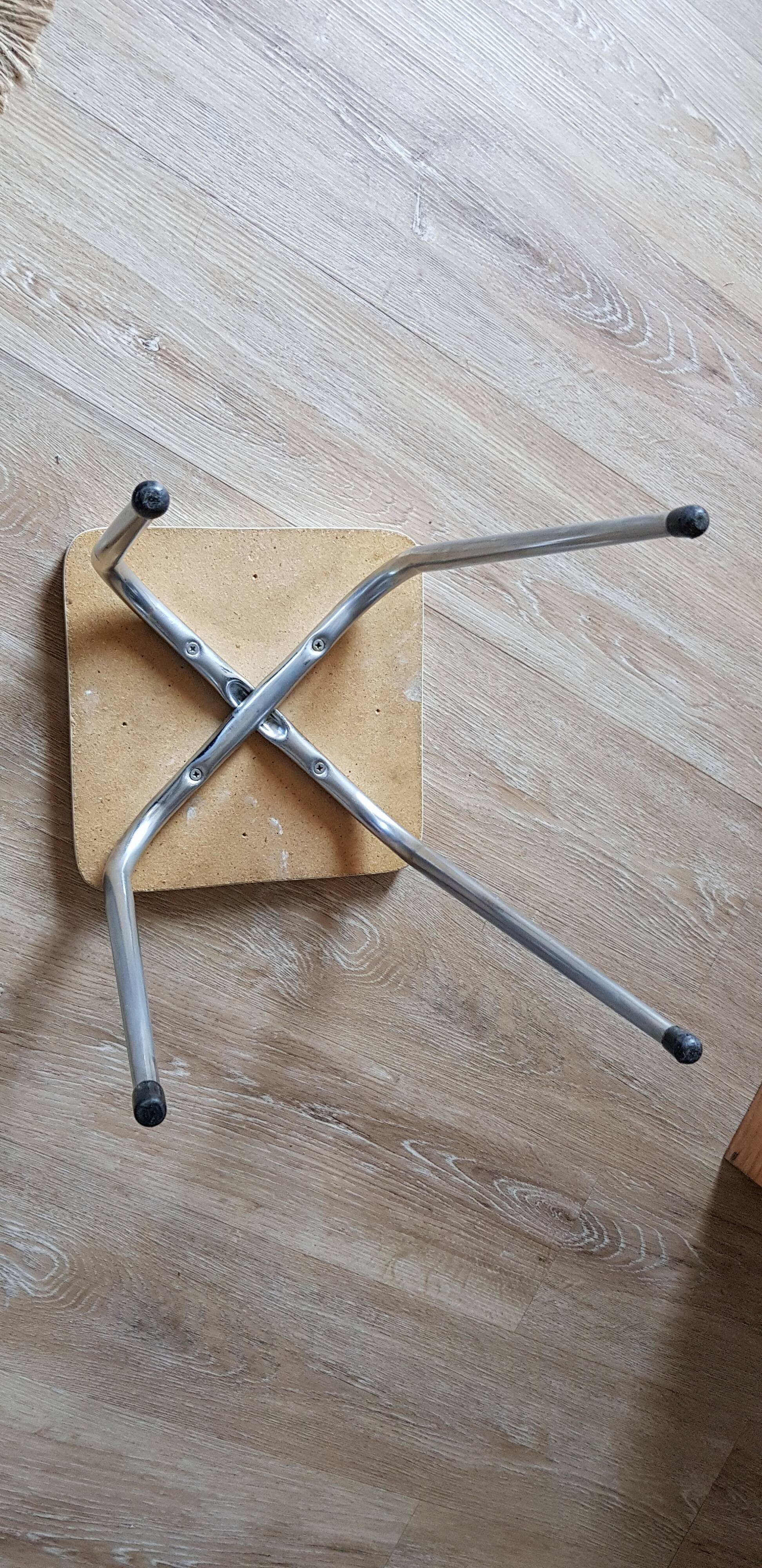 Formica extension table set, 2 chairs and 2 stools