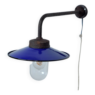 Lampe d'extérieur en fer, 21e siècle, profondeur 40 cm