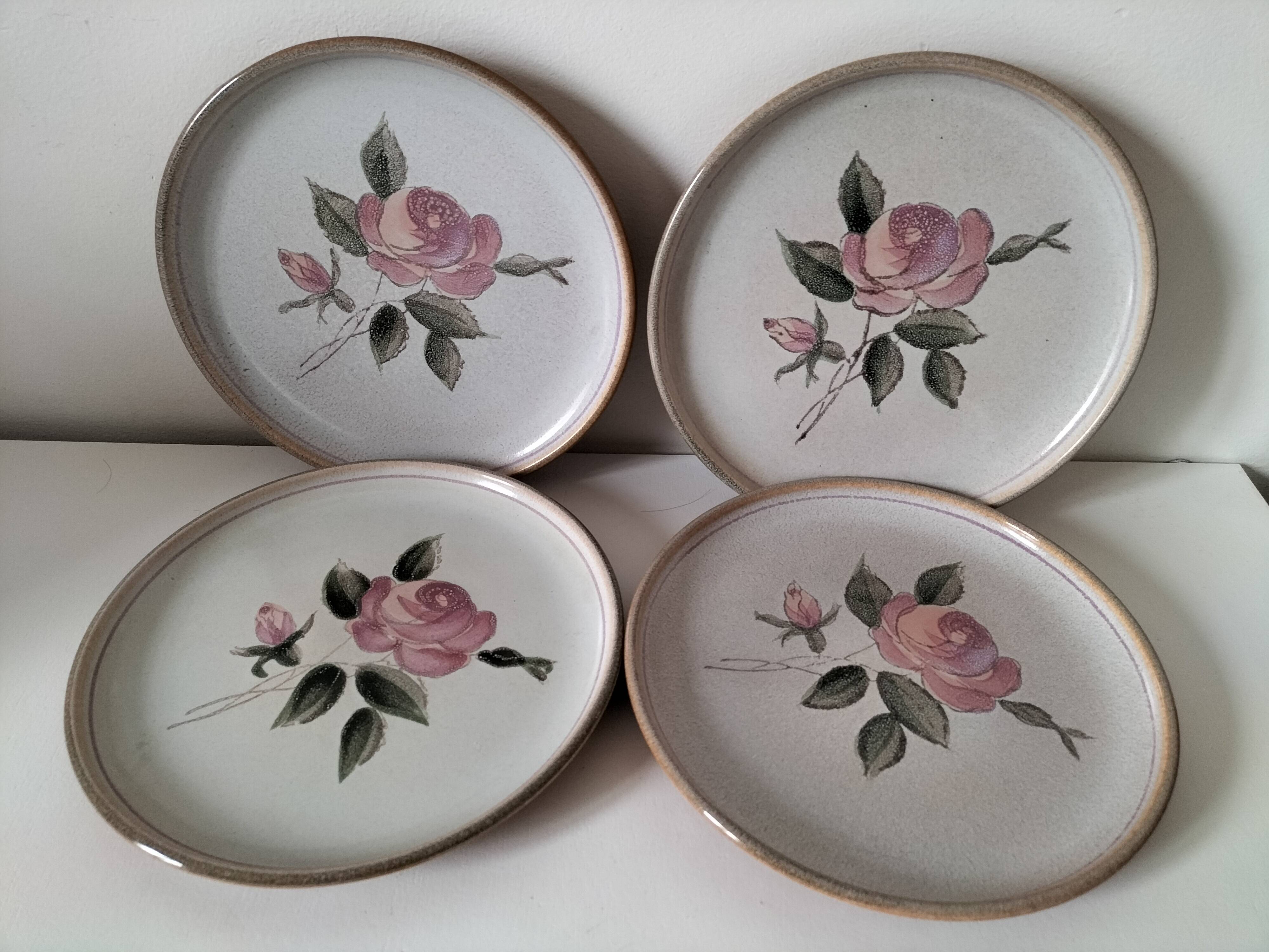 Ensemble 4 assiettes MBFA Pornic modèle Rosita
