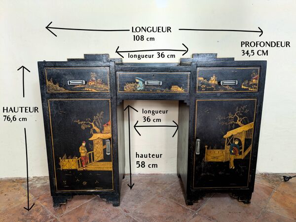 Petit bureau laque de Chine