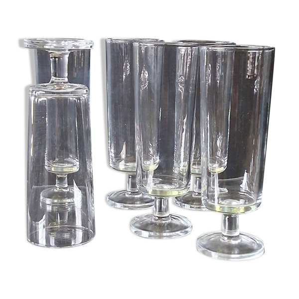 Lot de 6 flûtes/ coupes cavalier en verre transparent en très bon état