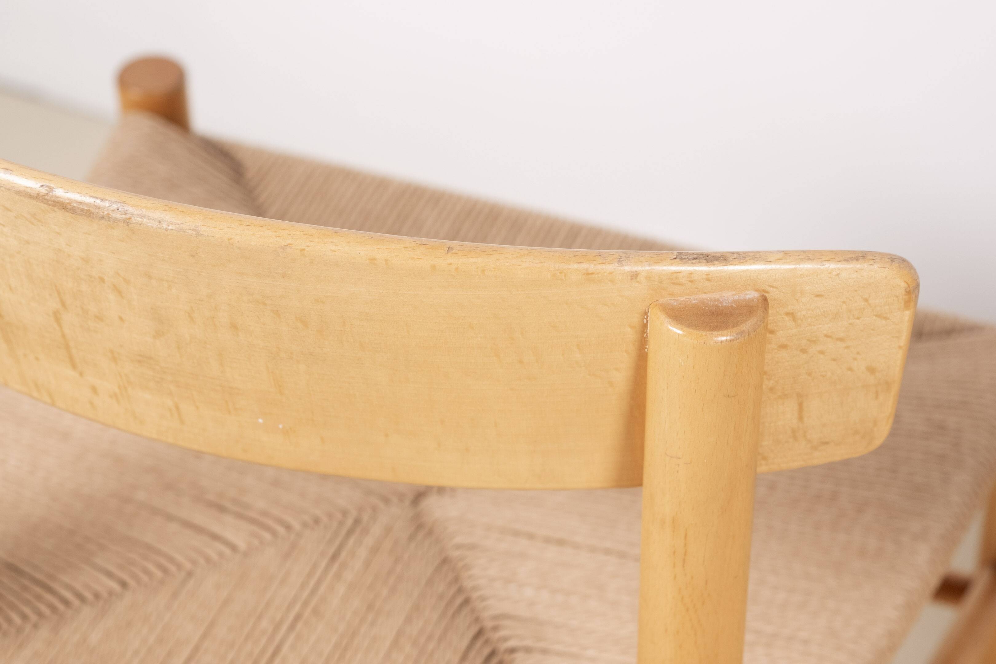 2x Børge Mogensen J39 People's Chair in Beech, 1970s Denmark