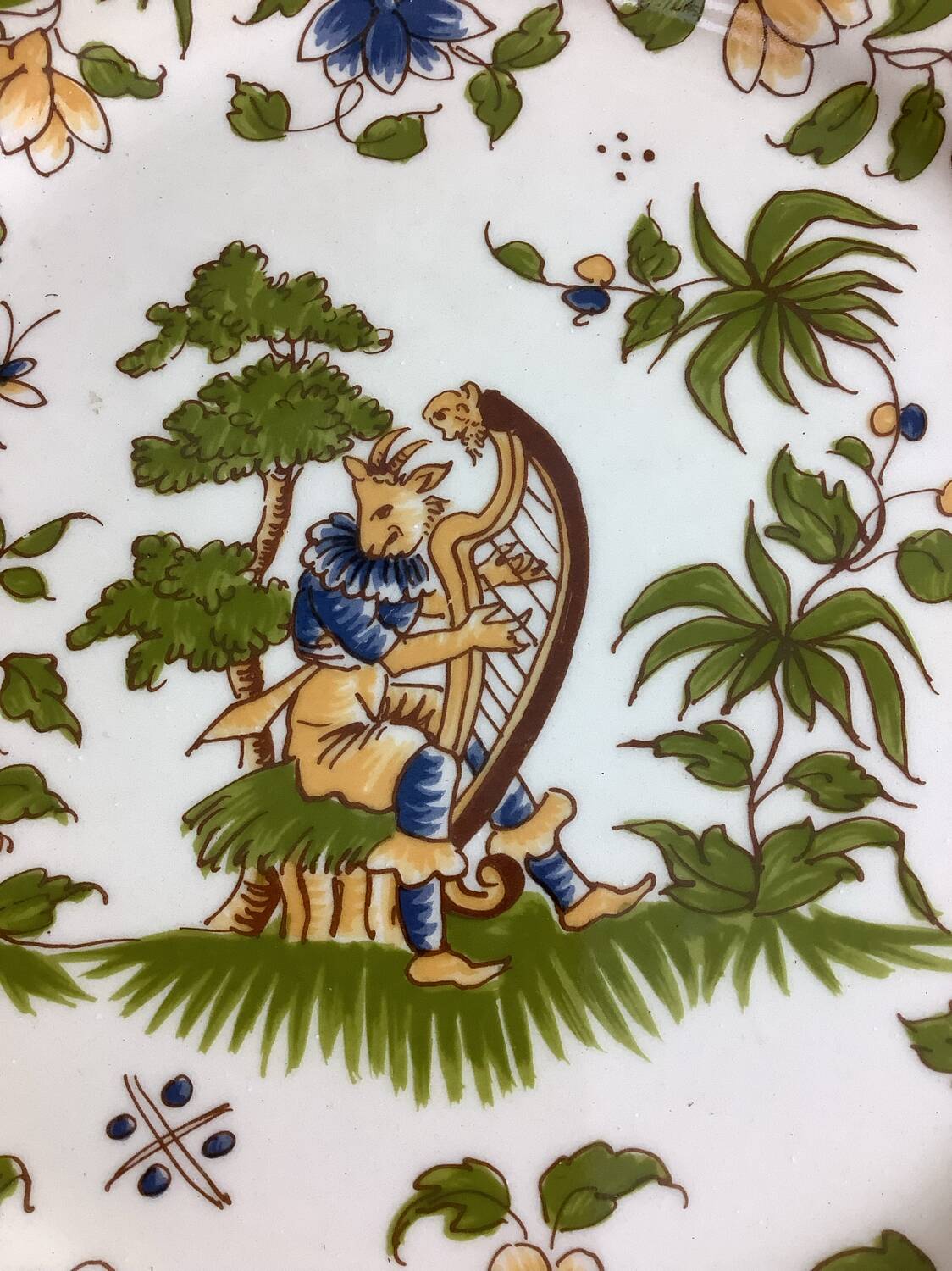 Antique decorative plate Moustiers France