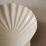 Set of 2 scallop shell bowls in beige and light brown porcelain