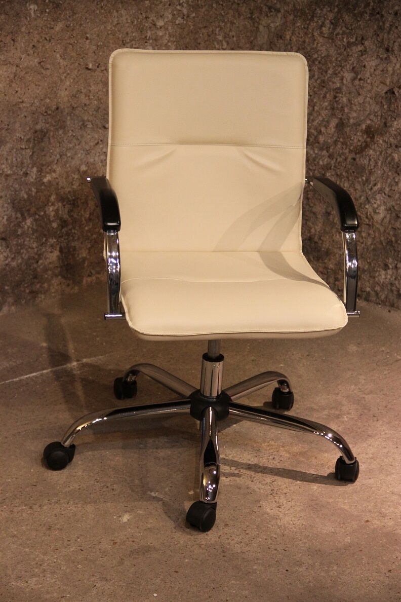 Adjustable office armchair