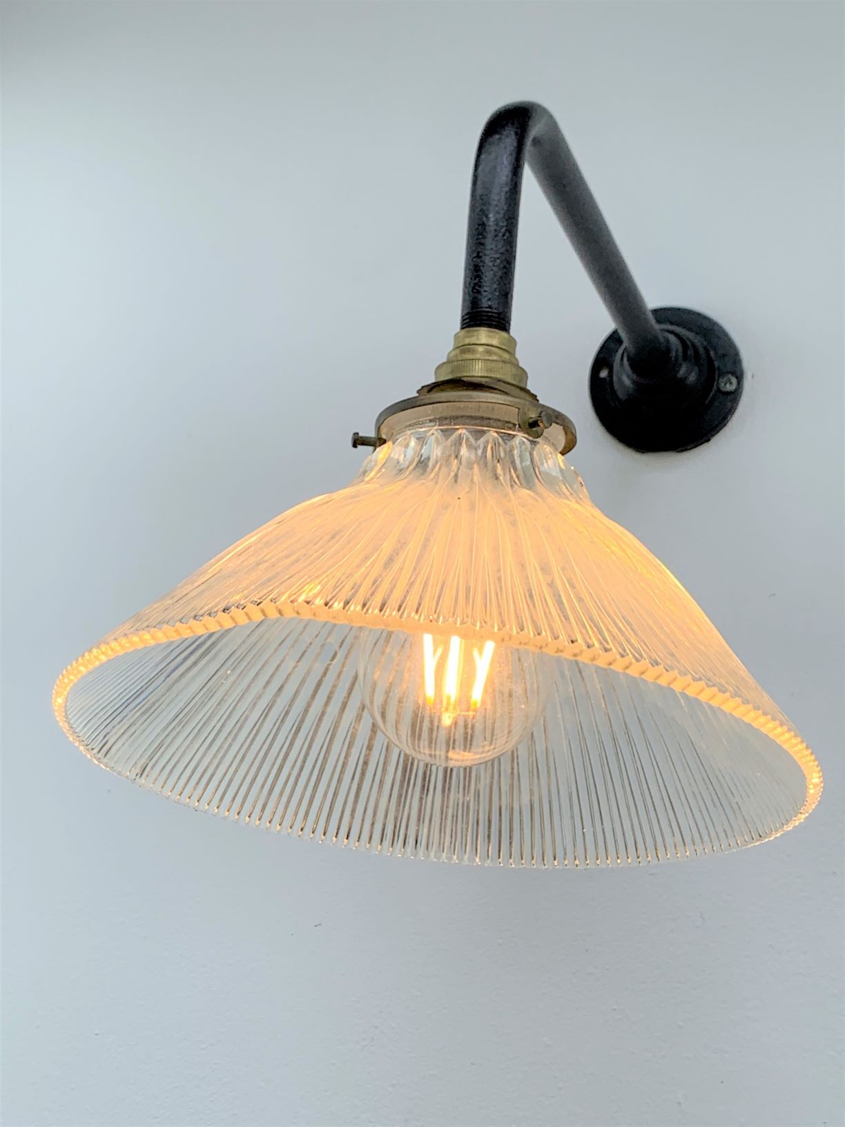 Applique col de cygne droit 1930 avec Holophane Verre