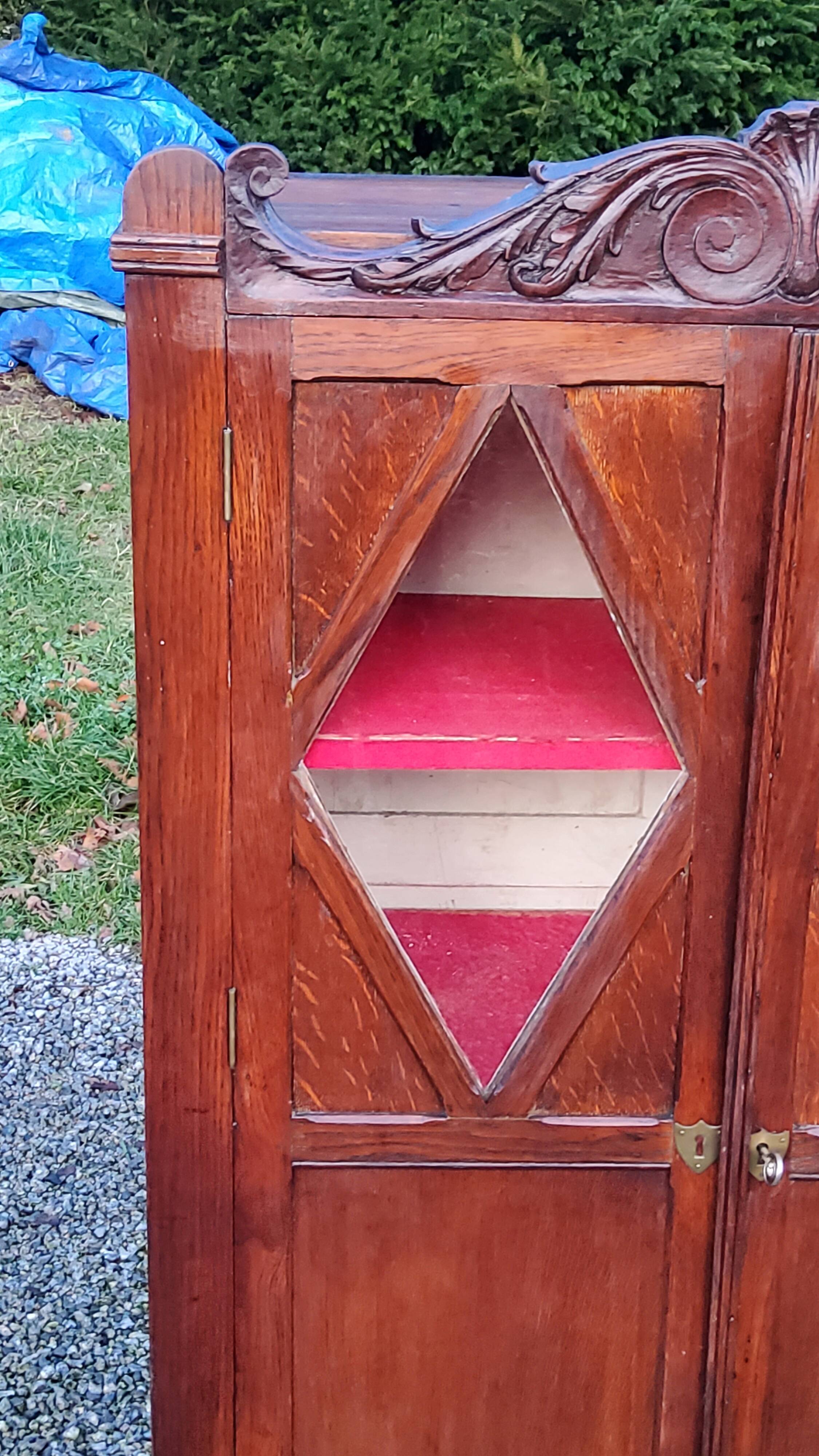 Library in solid oak and walnut, late 19th century