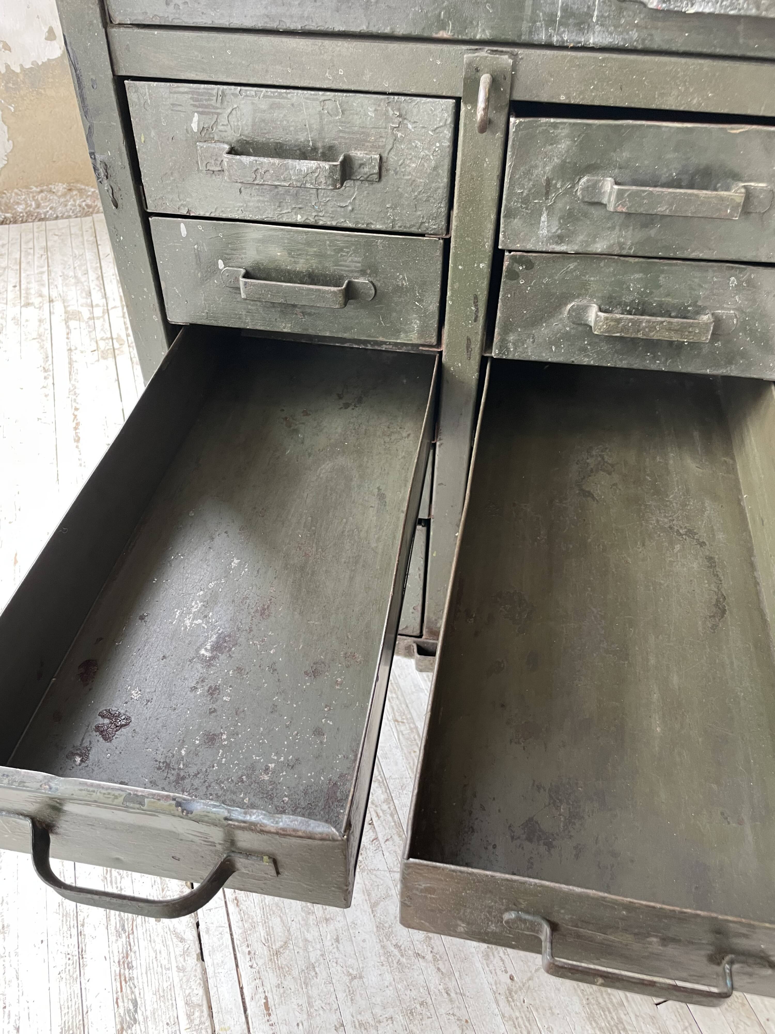Industrial military storage workbench furniture