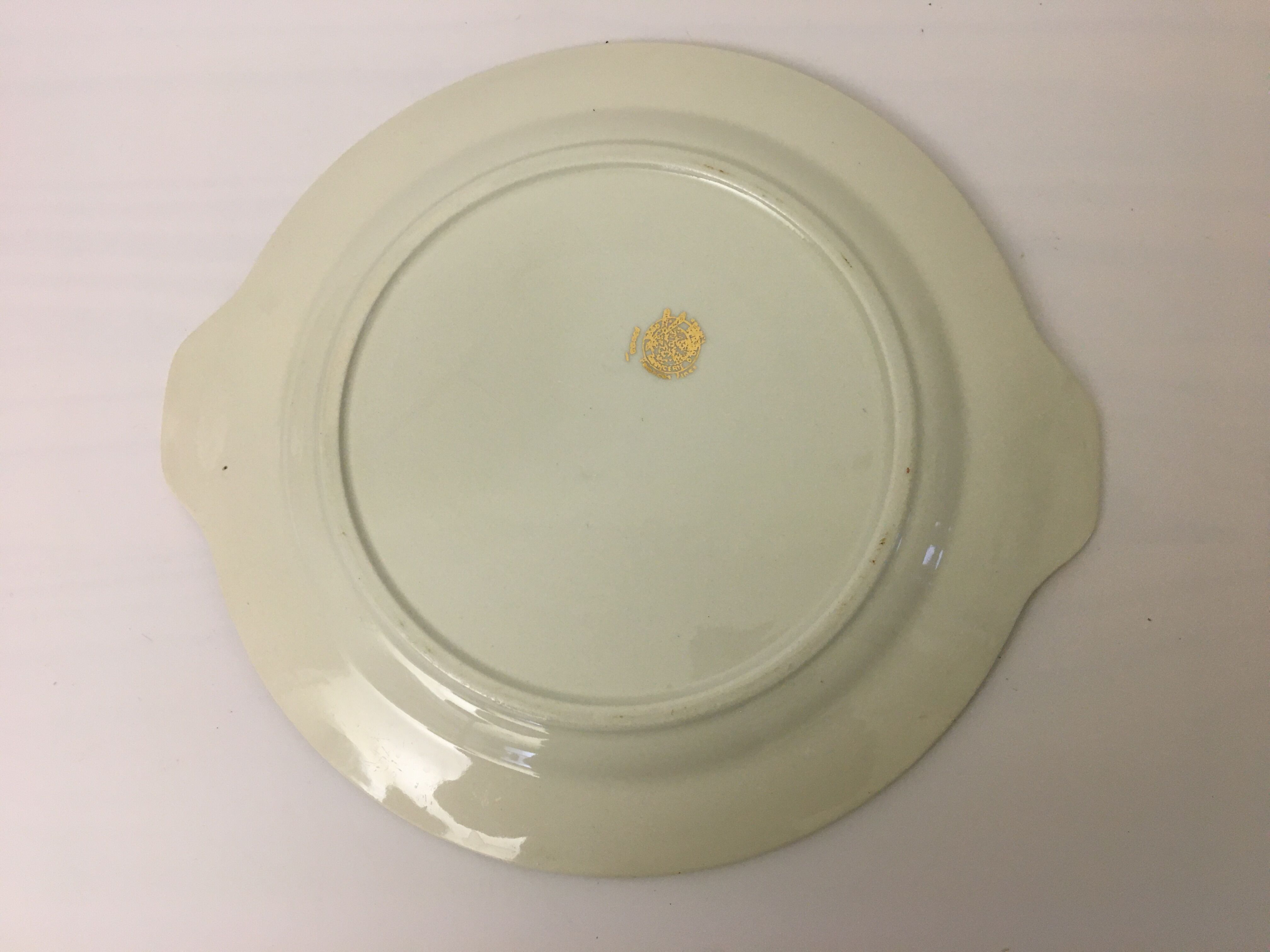 Plat de service à gâteau estampillé “faïencerie d'orchies nord” modèle «condé»