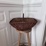 Ancien panier à récolte en osier