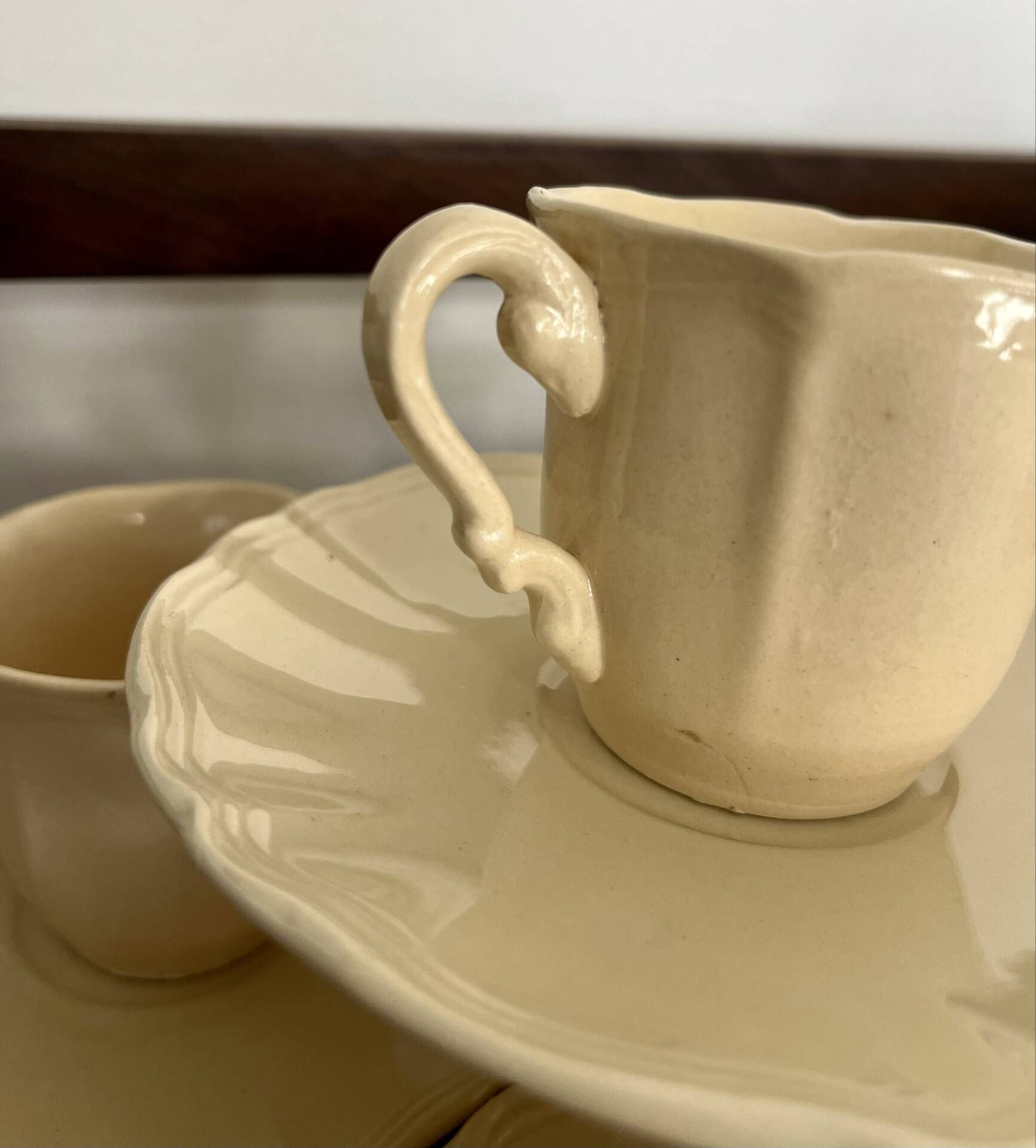 Ivory ribbed café service 7 cups Sarreguemines