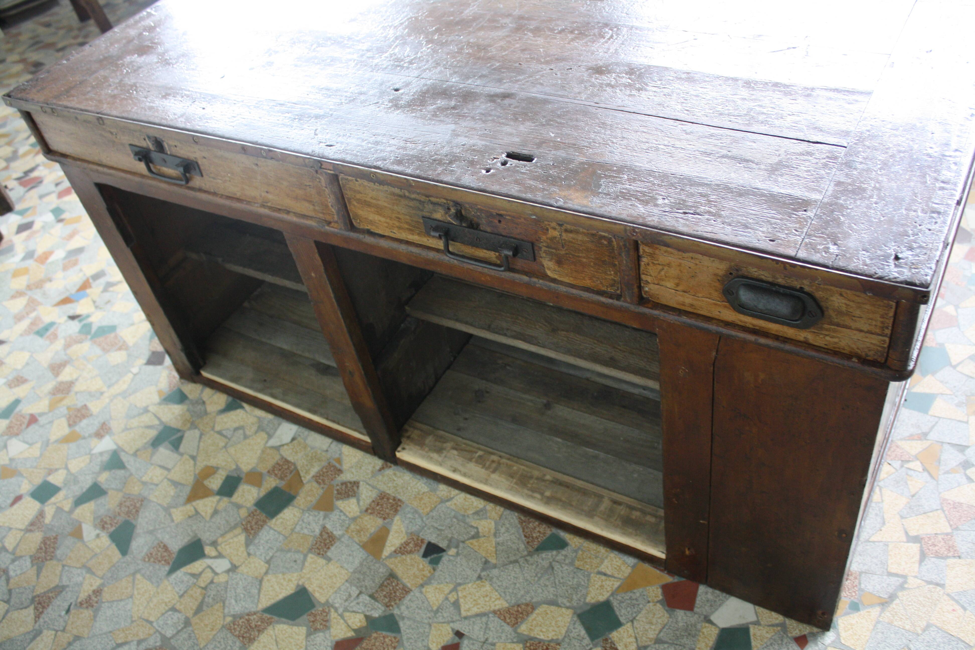 Former trade counter