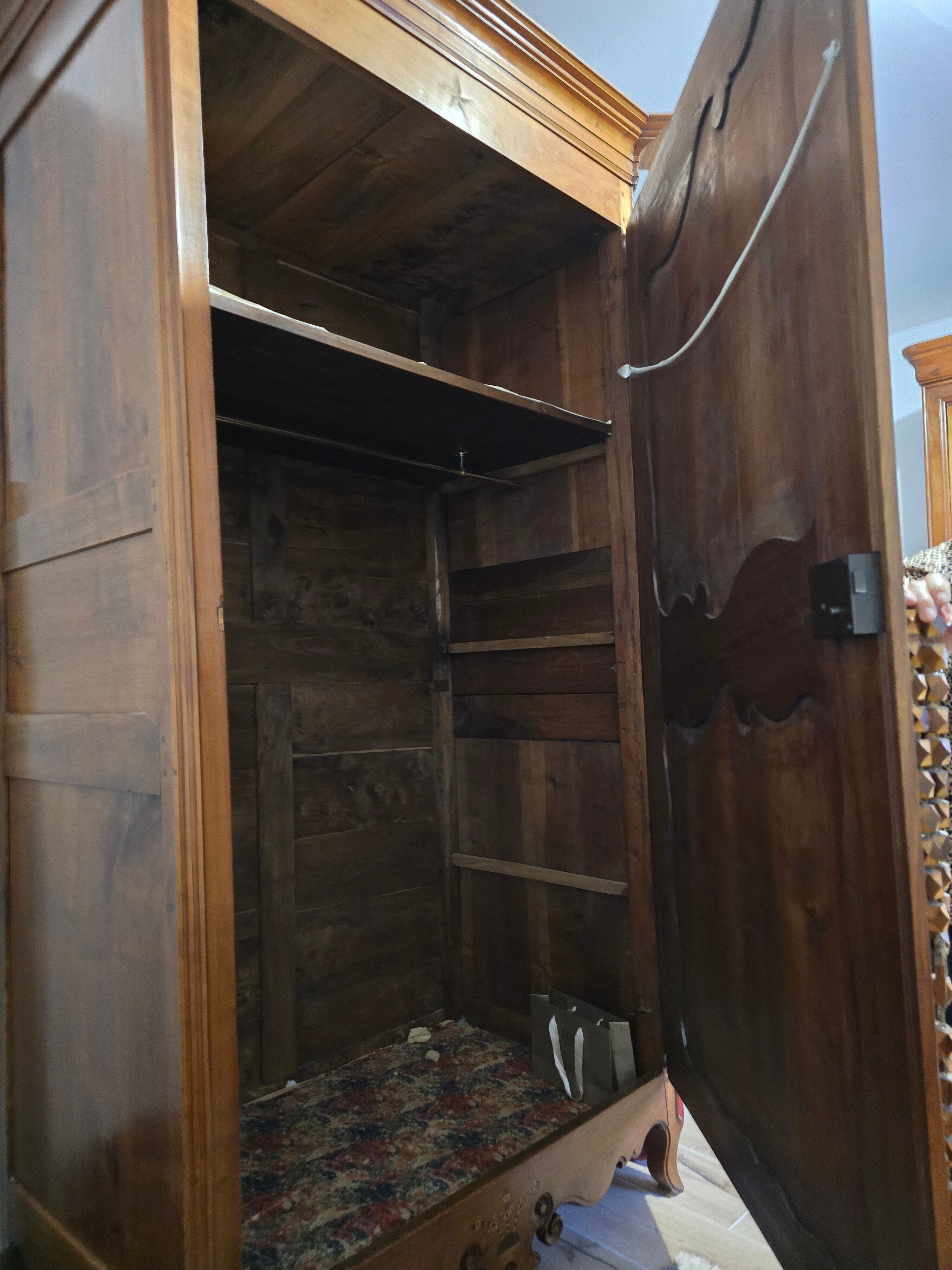 Solid wood wardrobe