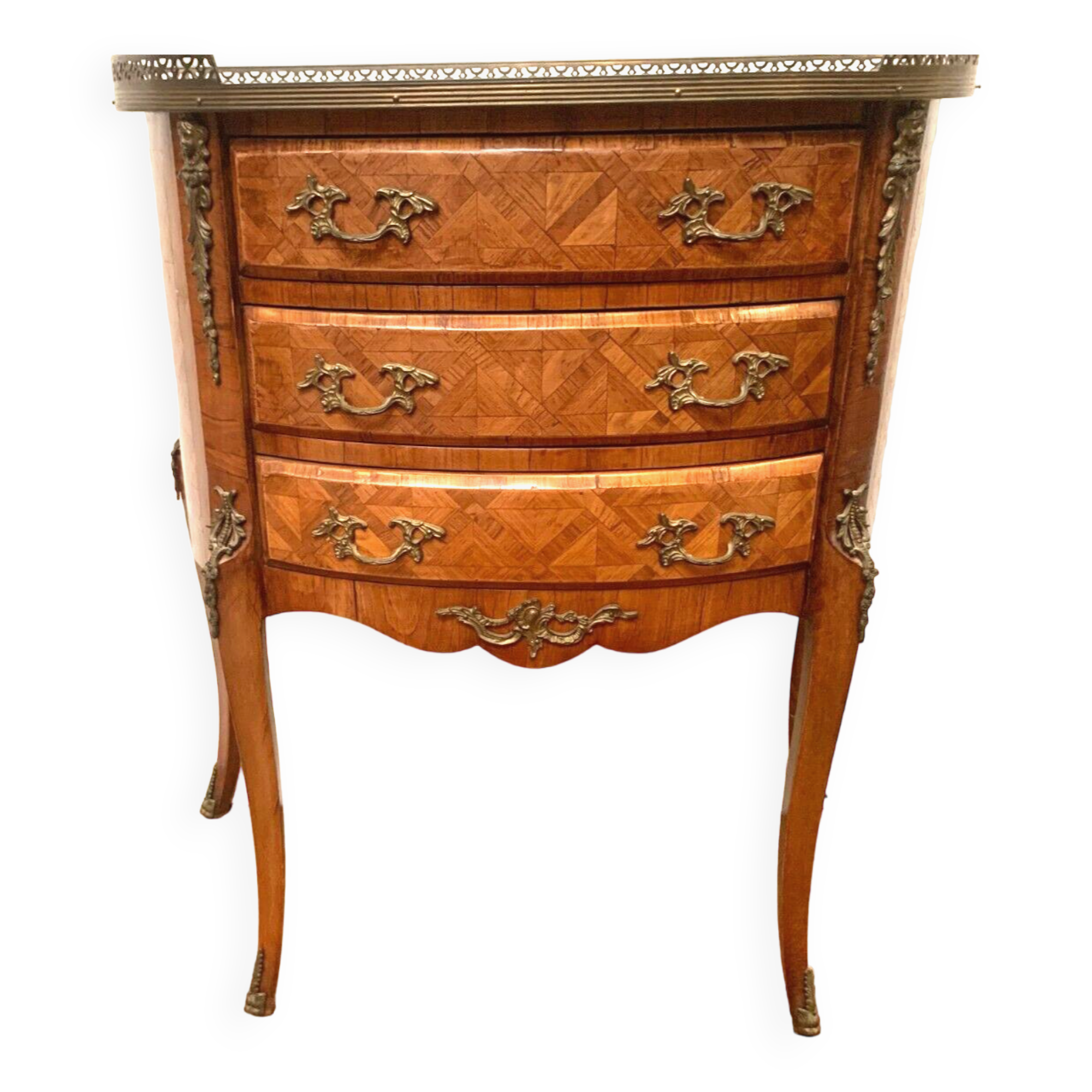 Commode demi lune de style Louis XV en marqueteriea fond de cubes XX siècle
