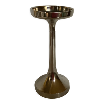 Tulip foot candle holder in chromed metal