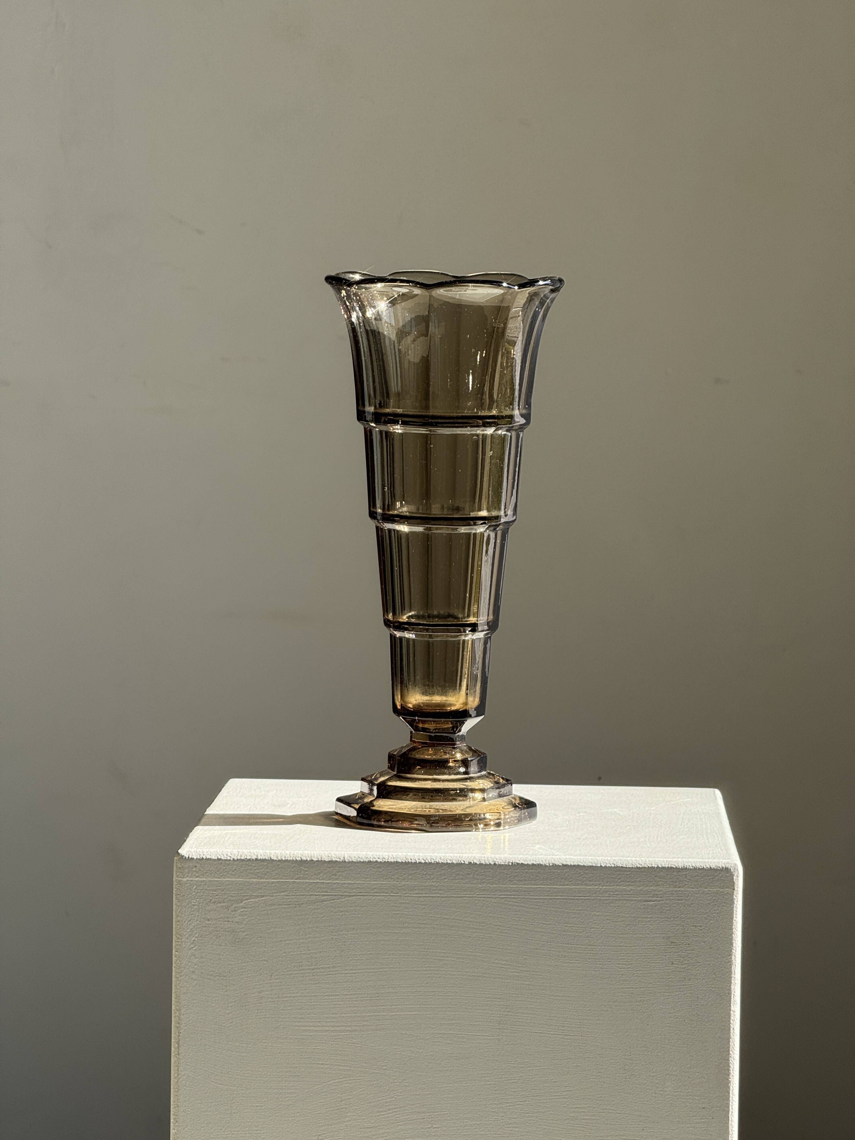 Flared Art Deco vase in smoked moulded glass with steps H30 W13.5