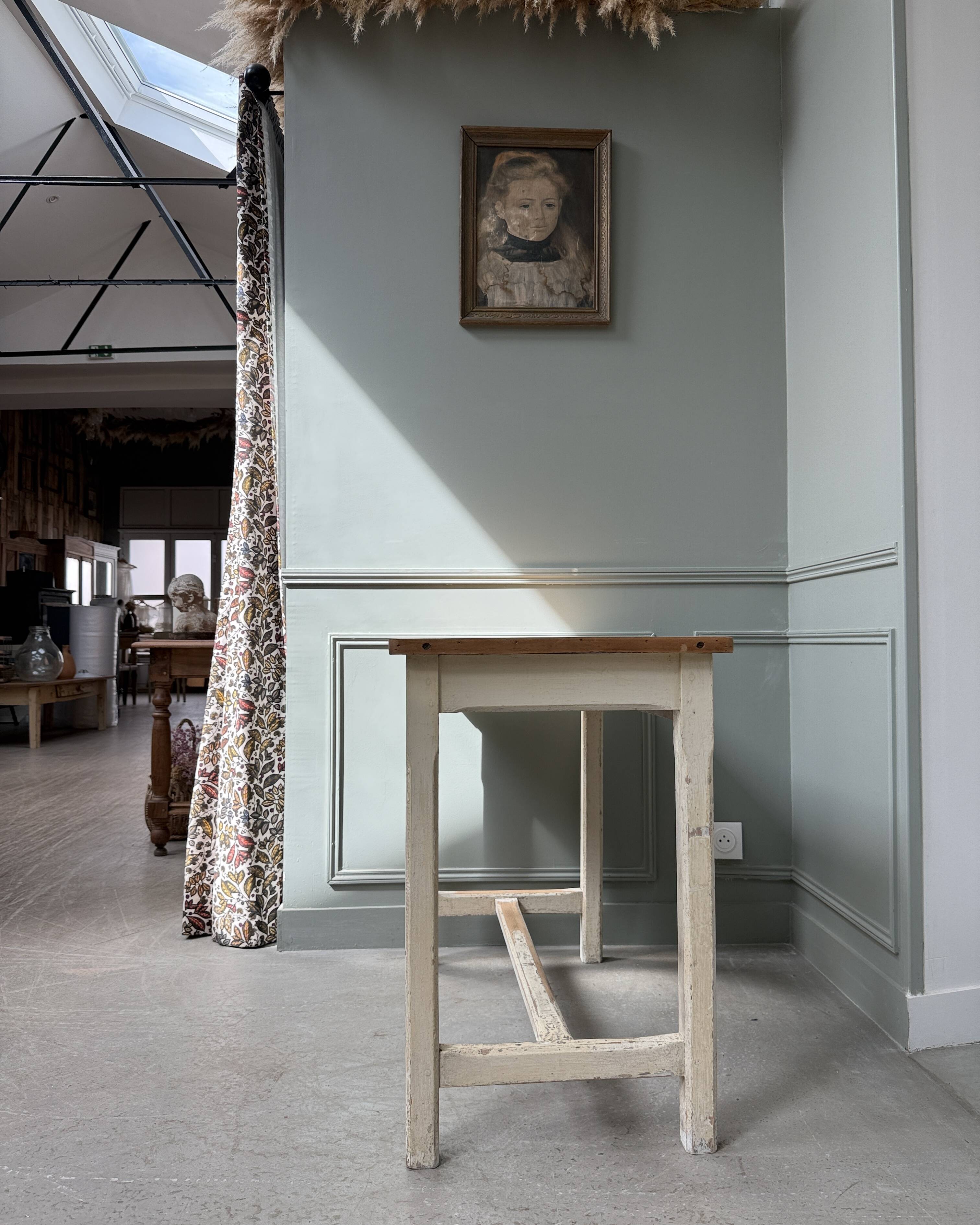 Small vintage kitchen table (renovated)