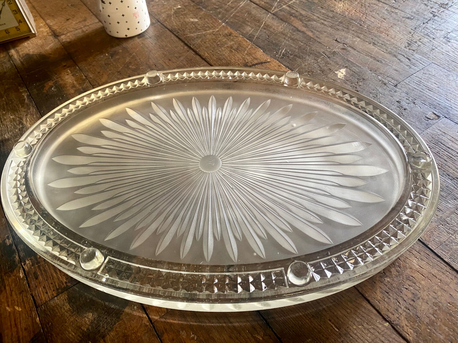 Oval pressed glass trifle art deco 1900