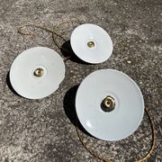 Vintage trio suspension lampshade in green and white enamelled metal.