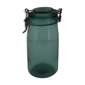 Green "solidex" glass canning jar