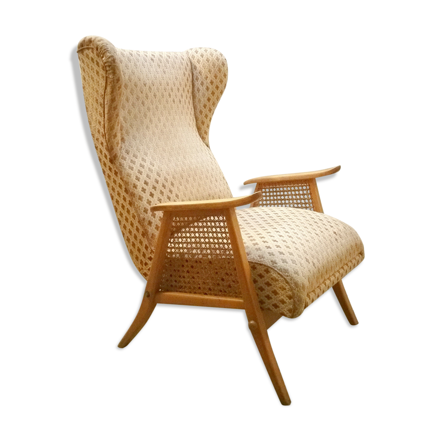 Chair wing chair has ears and has system relaxation 50/60s