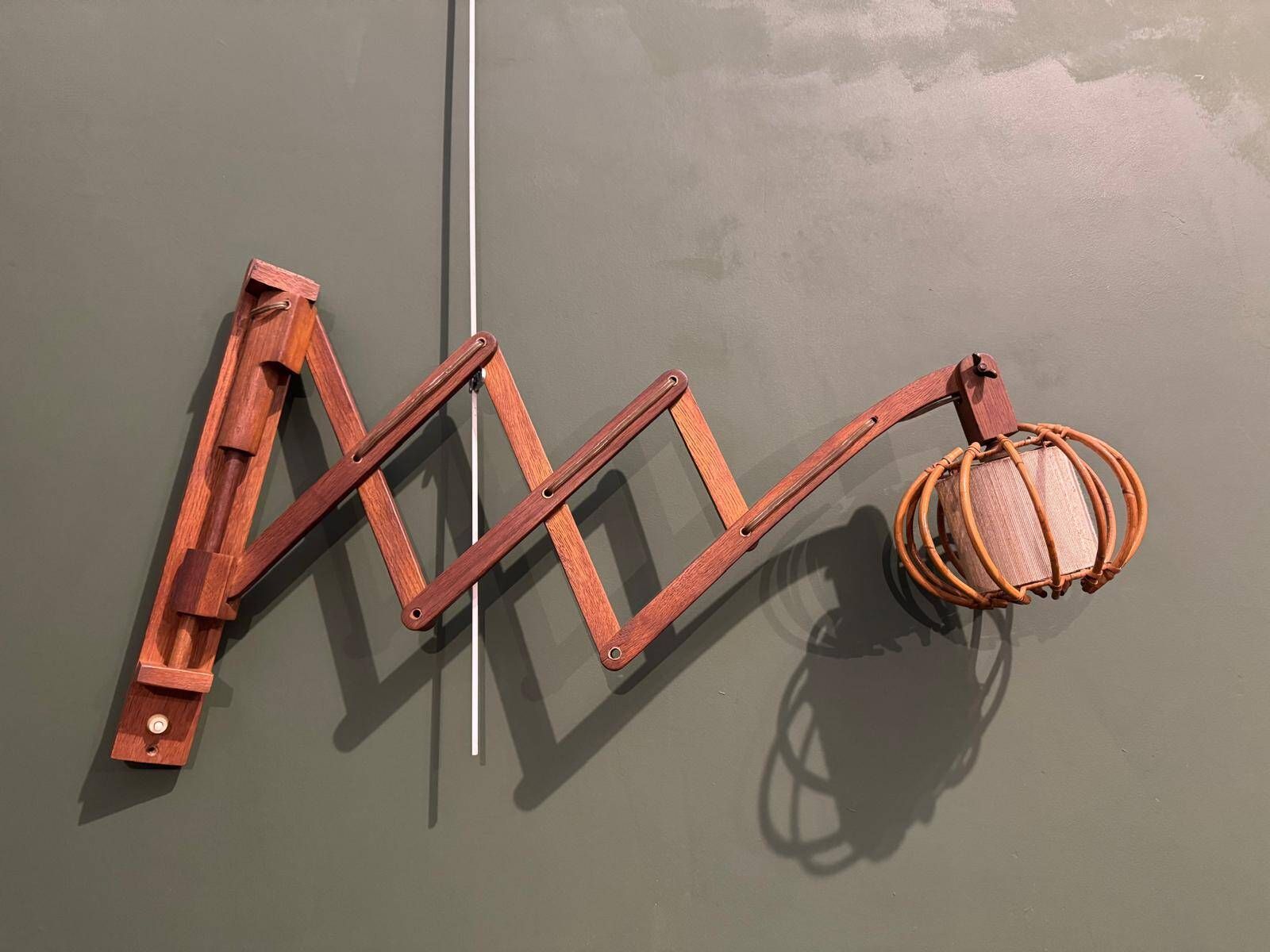 Vintage accordion wall lamp in wood, rattan and fabric