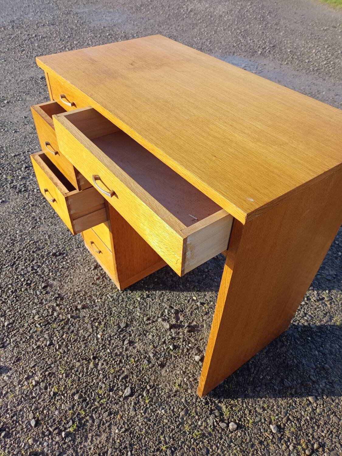 Small desk