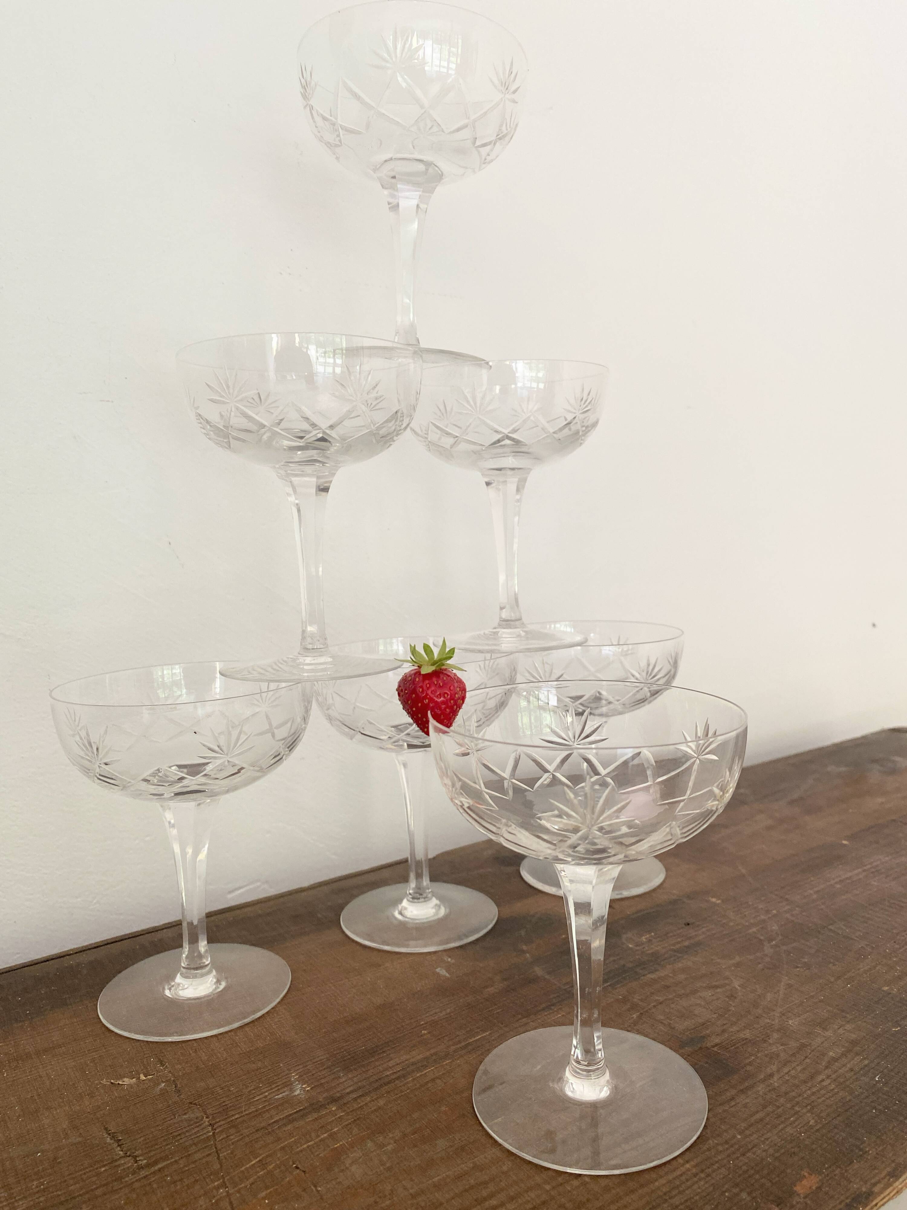 Coupes de champagne en cristal ciselé vintage 9 pièces