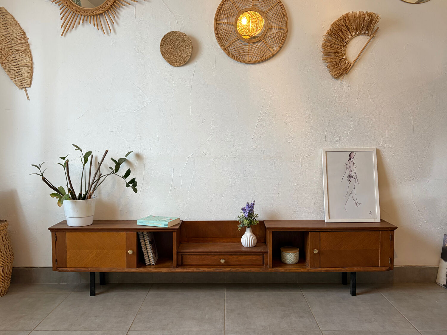 Enfilade basse vintage peu profonde