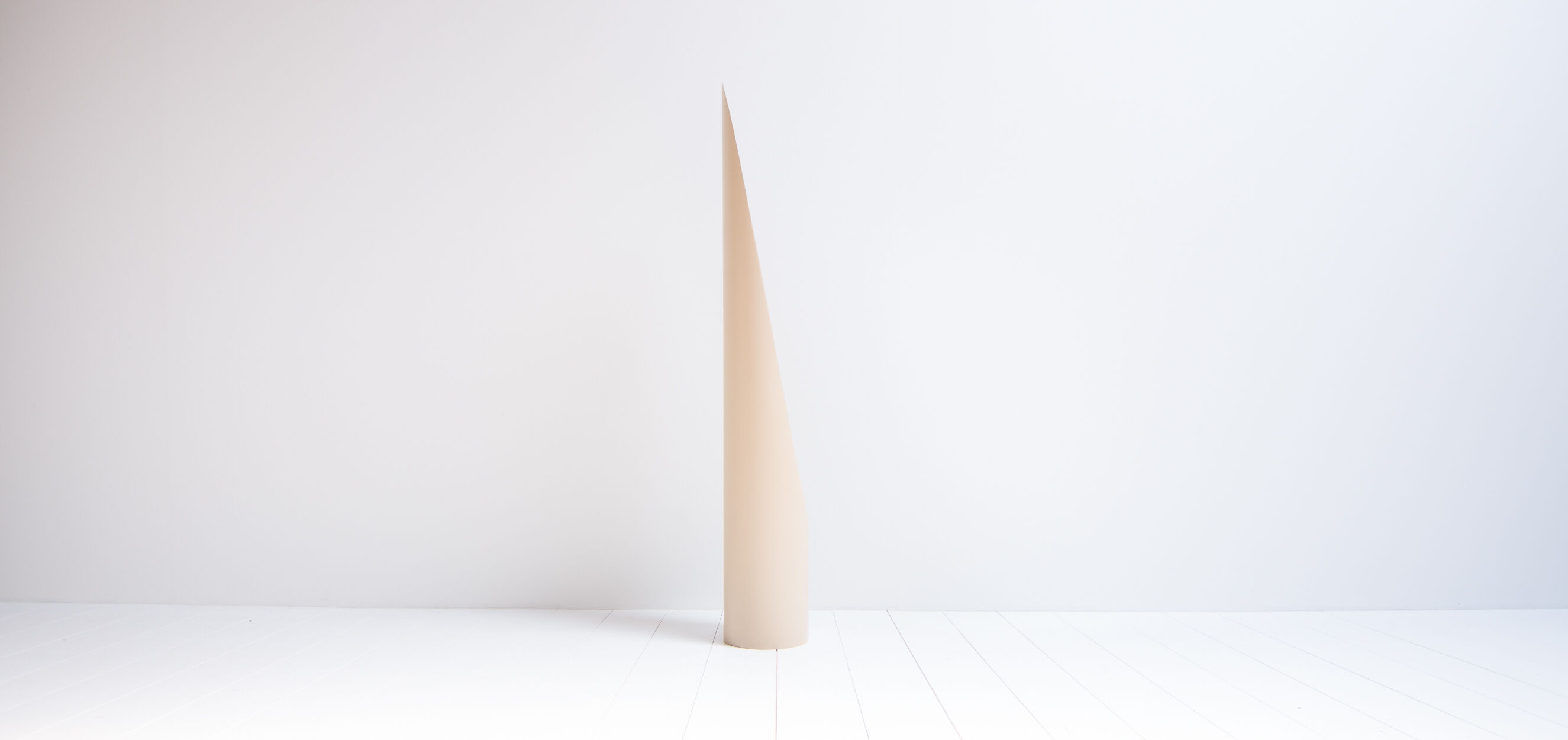 Unghia mirror designed by Rodolfo Bonetto