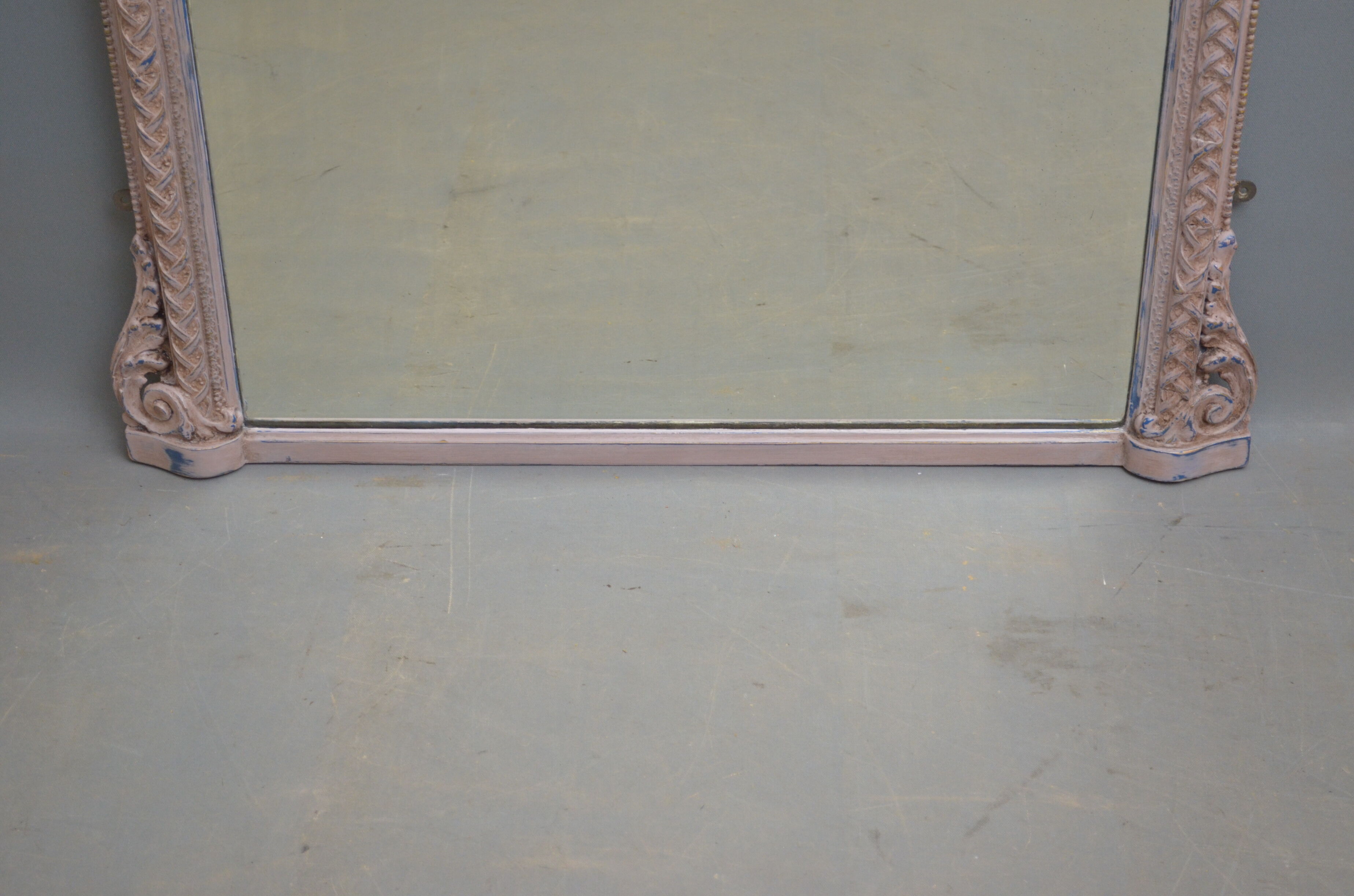 Miroir peint de mur de la fin du 19ème siècle