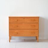 Commode moderniste suédoise