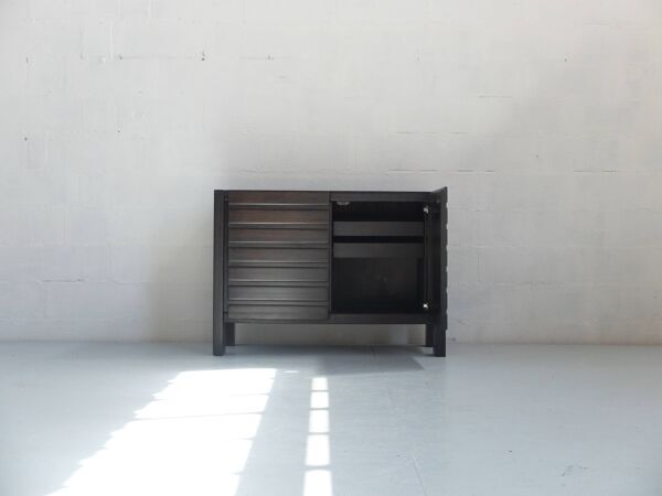 Buffet ou bahut à double portes en bois d'Iroko
