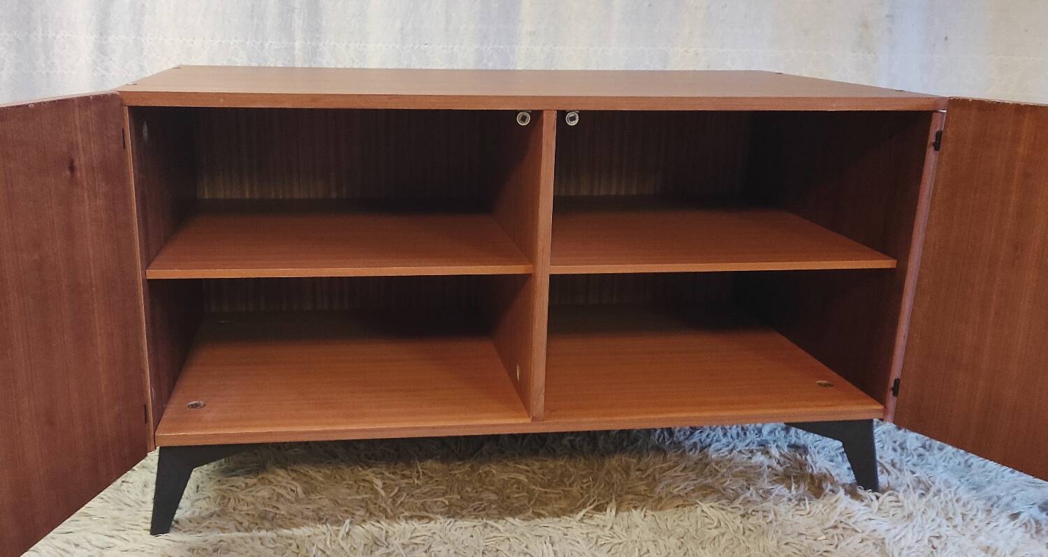Modernist teak sideboard - 60s/70s