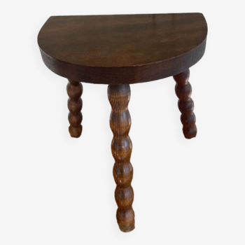 Low tripod stool with turned legs