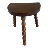 Low tripod stool with turned legs