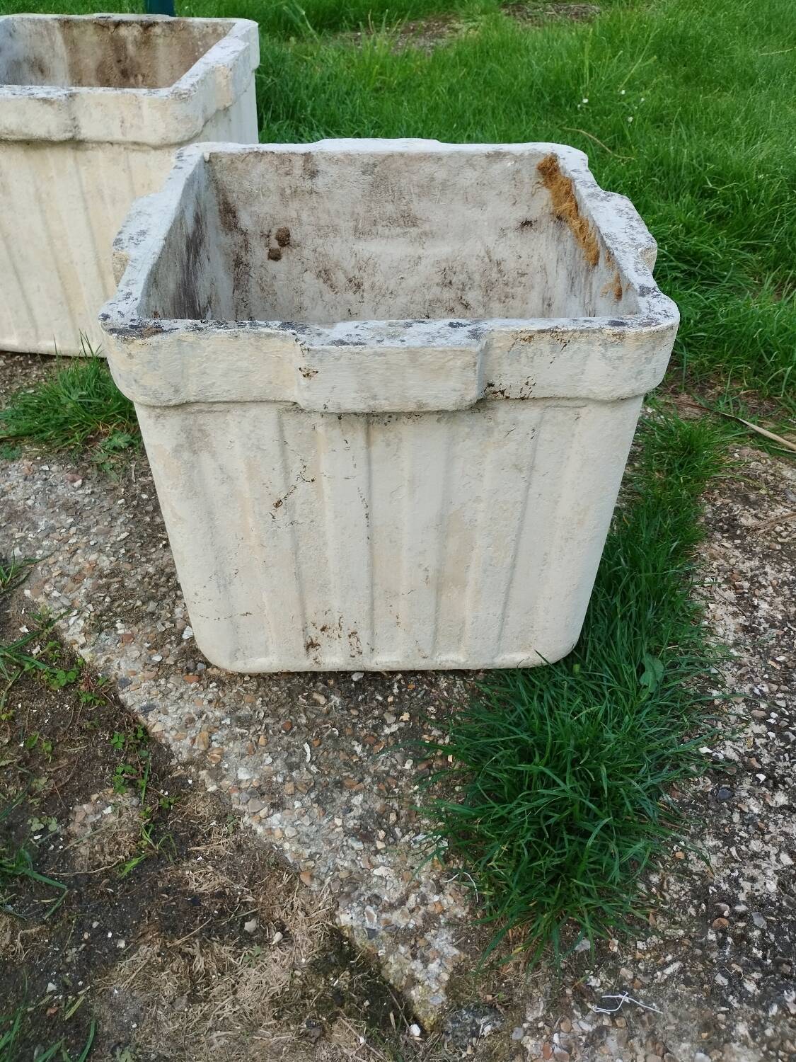 Pair of old Medici planters