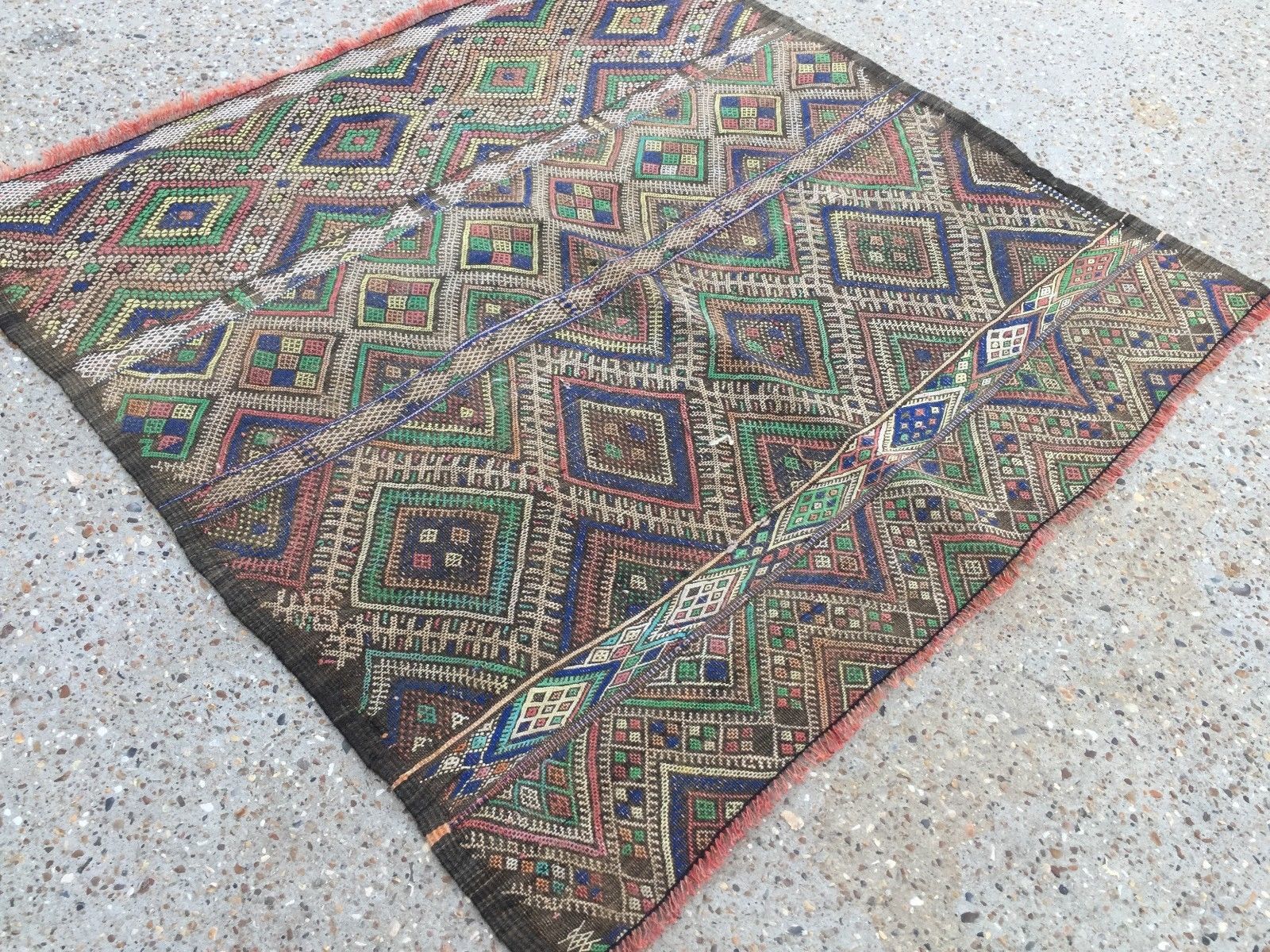 Antique Moroccan Kilim Rug 112x112cm