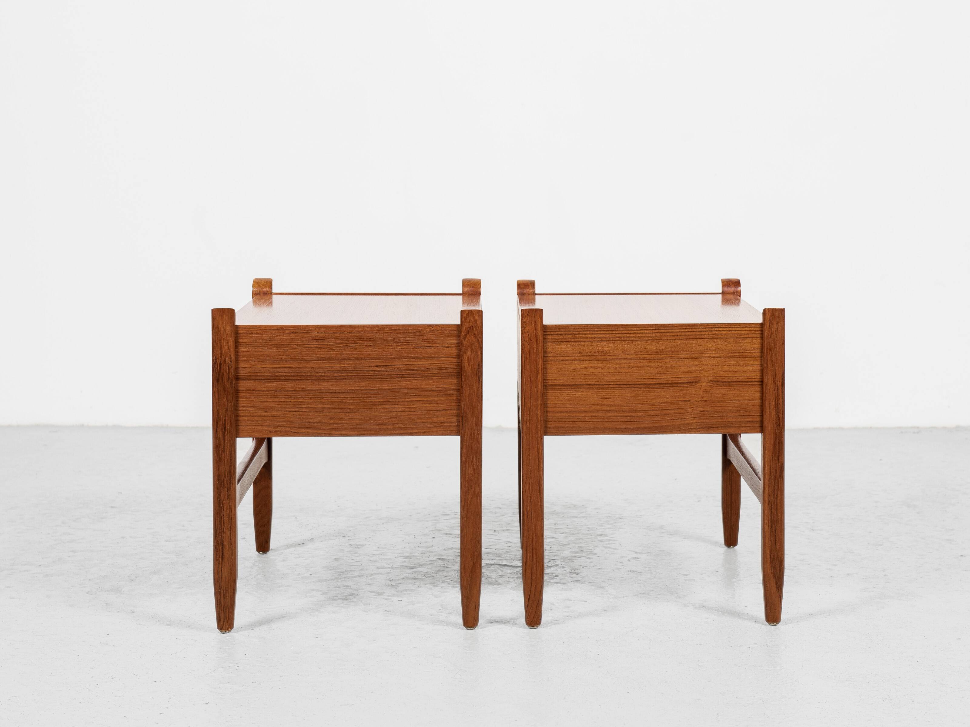 Midcentury Danish pair of night stands in teak 1960s